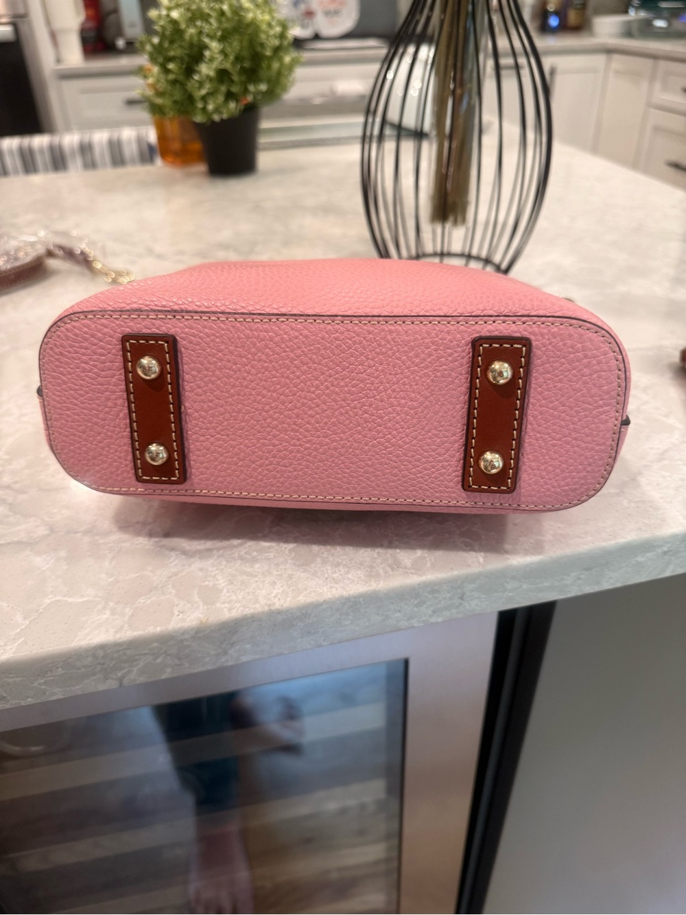 Dooney and BOURKE zip pebble grain Crossbody with coin purse - Picture 4 of 11